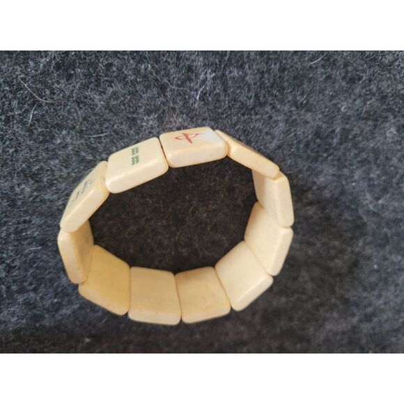 Vintage Bakelite Asian Symbolism Mahjong Tile Bracelet, in good condition - Picture 3 of 4
